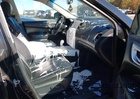 2014 Nissan Pathfinder Sl z USA, uszkodzony, nr VIN 5N1AR2MM0EC608962